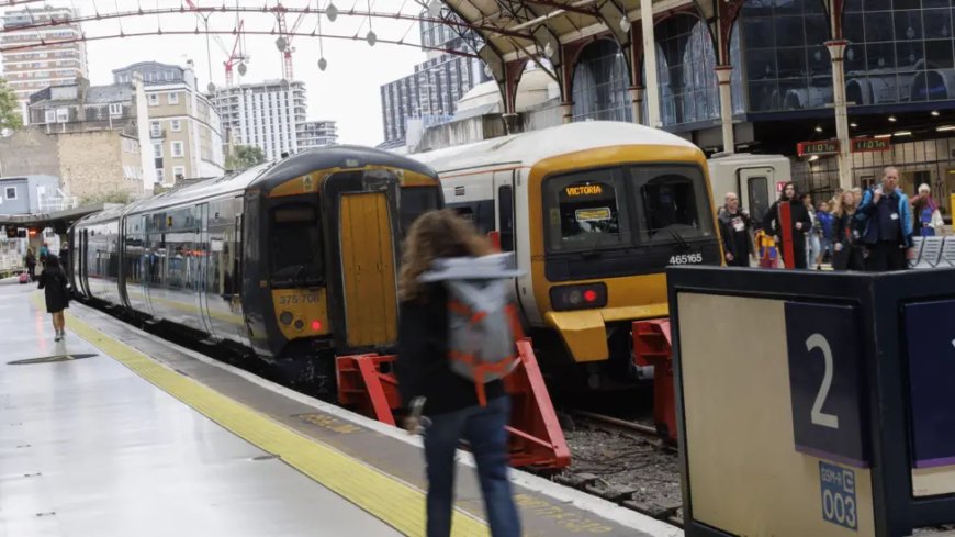 ലണ്ടനിൽ ബാങ്ക് ഹോളിഡേ വീക്കെൻഡിൽ ട്രെയിനുകളും ട്യൂബും അടച്ചിടും
