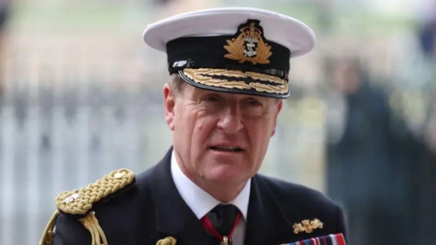 വനിതാ ഓഫിസറുമായി ബന്ധം: യുകെയിലെ റോയൽ നേവി മേധാവി അഡ്മിറൽ സർ ബെൻ കീക്ക് സസ്‌പെൻഷൻ, രാജി വിലക്കി നിർണായക നീക്കമോ?