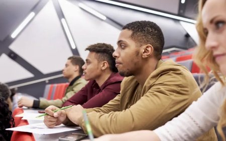 യുകെയിൽ വിദ്യാർത്ഥികൾ ഞെട്ടിപ്പിക്കുന്നതും വിവാദപരവുമായ അഭിപ്രായങ്ങൾക്ക് തയ്യാറാകണം: യൂണിവേഴ്സിറ്റികളിൽ സ്വതന്ത്രാഭിപ്രായ സംരക്ഷണത്തിന് പുതിയ നിയമം