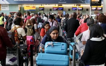 യുകെ വിമാനത്താവളങ്ങളിൽ റഡാർ തകരാർ: ഗതാഗത സെക്രട്ടറി എൻഎടിഎസ് മേധാവിയുമായി ചർച്ച നടത്തും