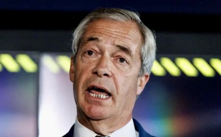 റിഫോം യുകെ നേതാവ് നൈജൽ ഫരാജ് പ്രധാനമന്ത്രിയോട് റിഫോം പാർട്ടി പിയേഴ്സിനെ ഹൗസ് ഓഫ് ലോർഡ്സിൽ നിയമിക്കാൻ ആവശ്യപ്പെട്ടു