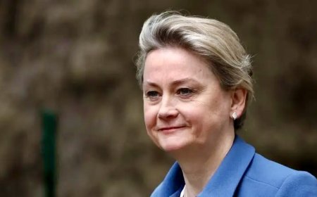 പലസ്തീൻ ആക്ഷൻ നിരോധനം: യെവെറ്റ് കൂപ്പർ വീണ്ടും ന്യായീകരിക്കുന്നു, 60 പേർക്കെതിരെ കേസ്