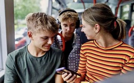 വെയിൽസിൽ യുവാക്കൾക്ക് ഒരു പൗണ്ടിൽ ബസ് യാത്ര: പുതിയ പദ്ധതി ഇന്ന് മുതൽ