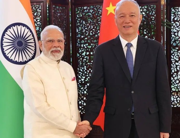 എസ്.സി.ഒ. ഉച്ചകോടിയിൽ മോദി-ഷീ കൂടിക്കാഴ്ച: ഇന്ത്യ-ചൈന ബന്ധം ശക്തിപ്പെടുത്താൻ തീരുമാനം